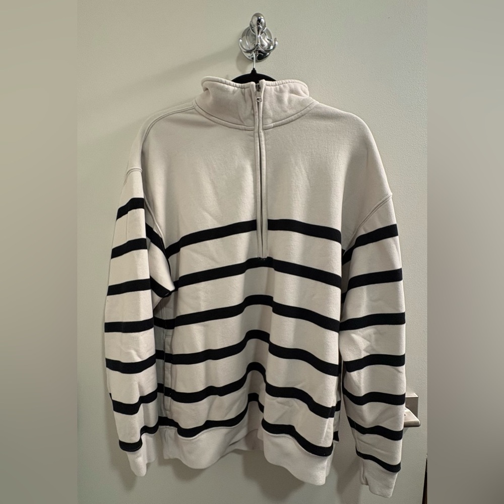 Abercrombie & Fitch Black and White Zip Up Sweater Nautical Stripes